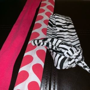 Three headband hair ties.